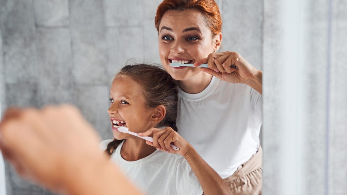 Lavare denti bambino