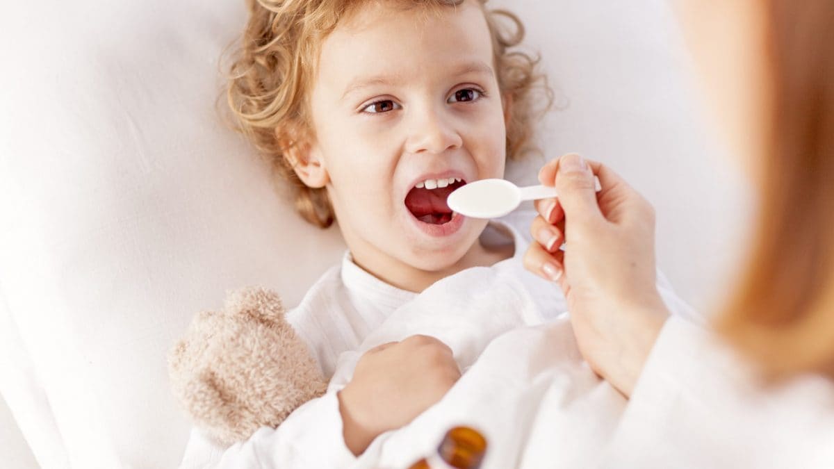 Antibiotico al bambino