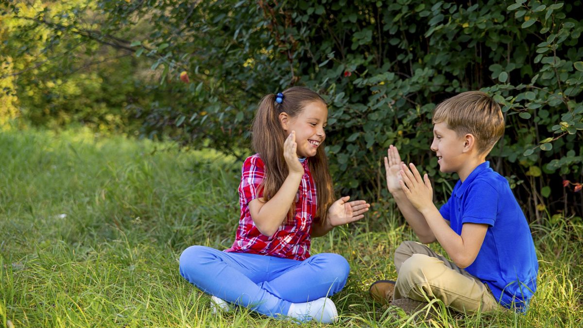 giochi con le mani per bambini