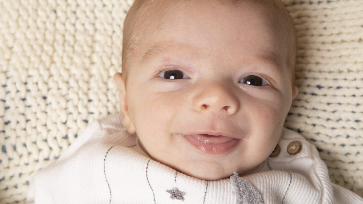 Come fare la fototessera per neonati