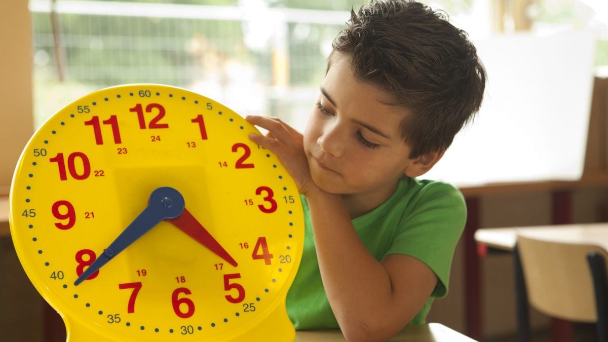 Come insegnare ai bambini a leggere l'ora