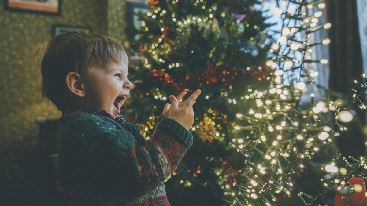 albero di Natale sicuro per i bambini