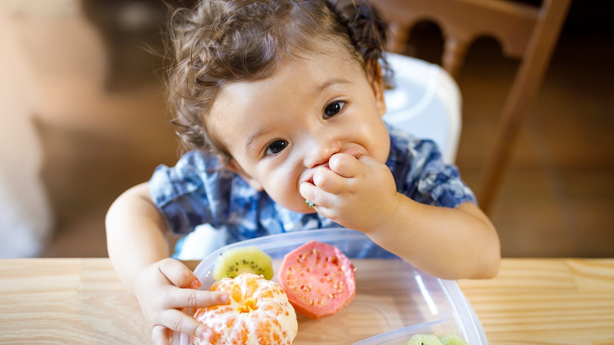 Come insegnare ai bambini a mangiare a pezzetti