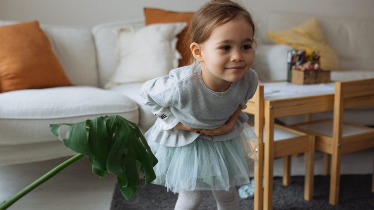 bimba non dice che deve fare pipì