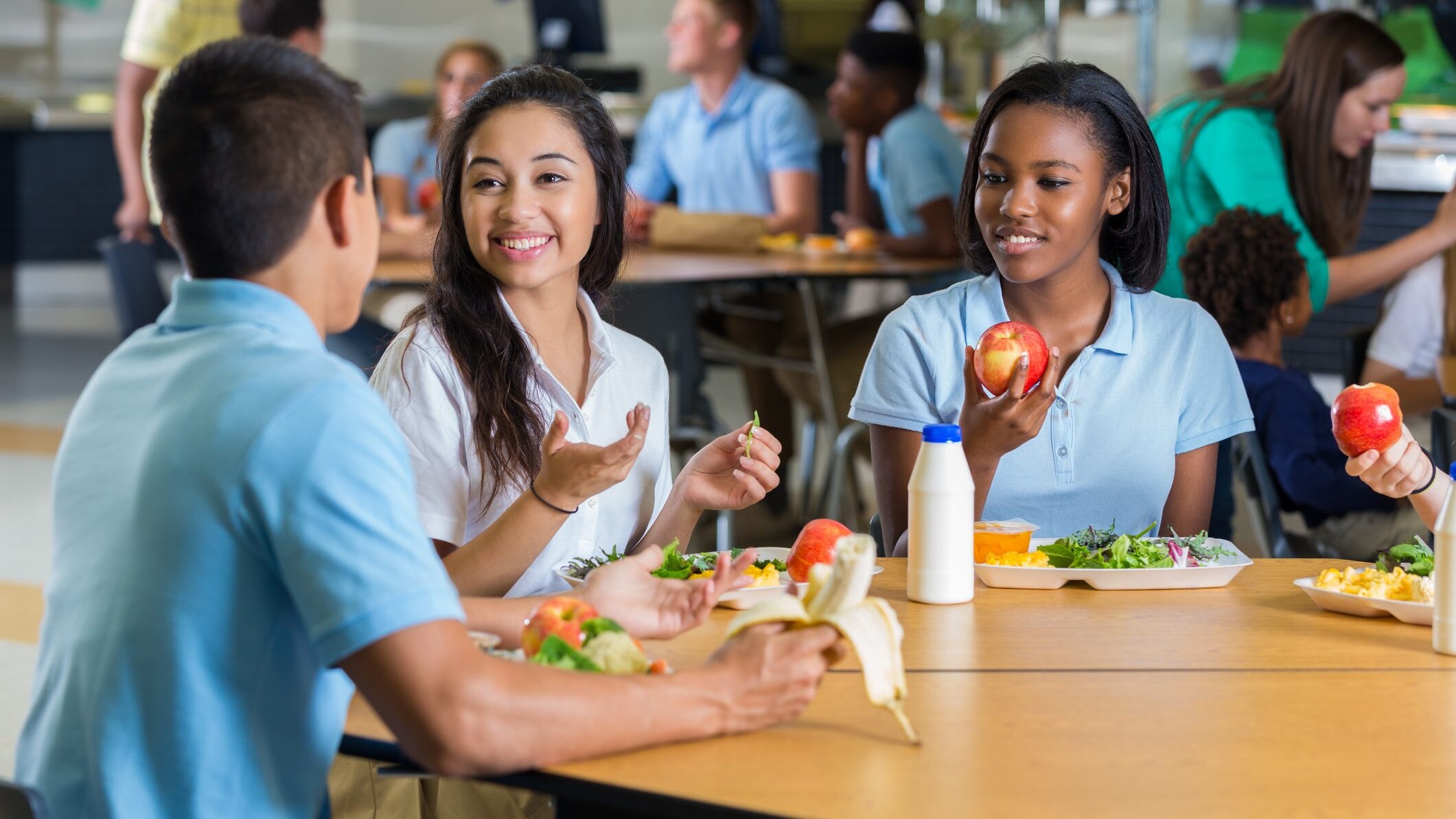 Giovani italiani vogliono educazione alimentare nelle scuole