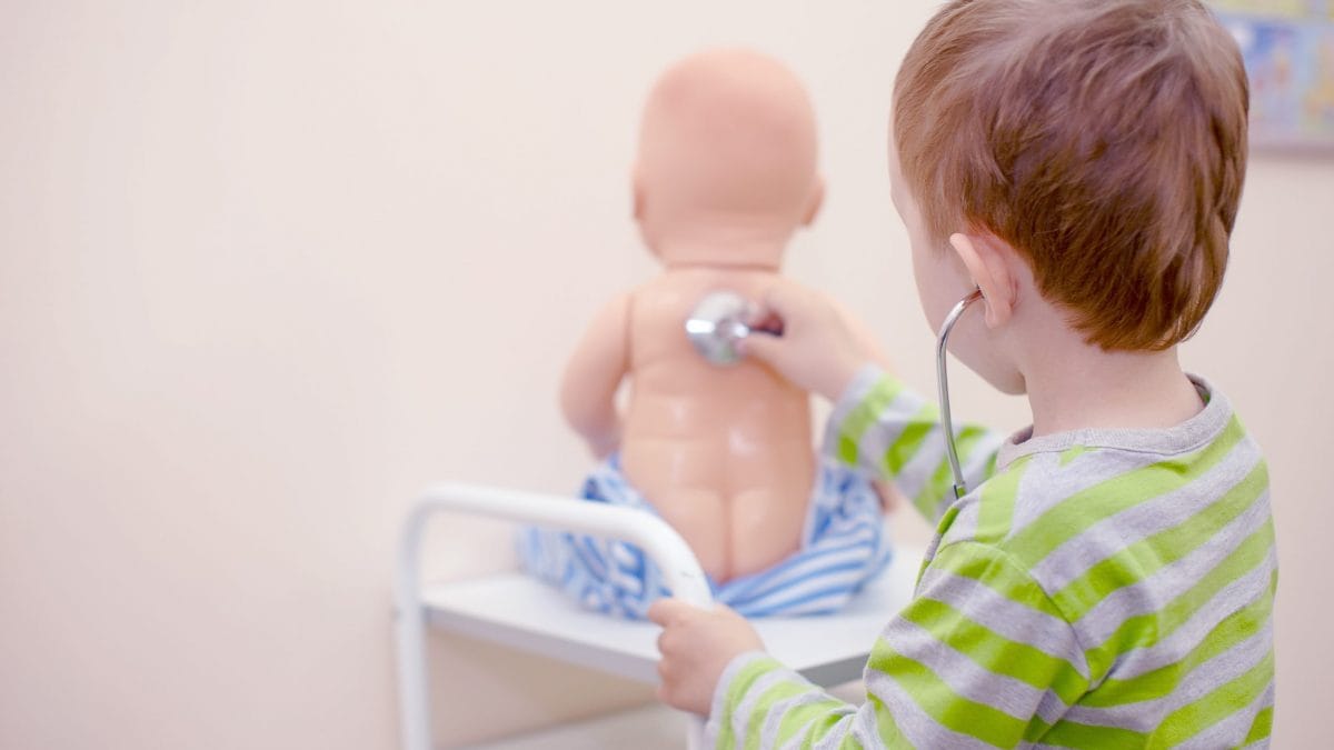 gioco con le bambole