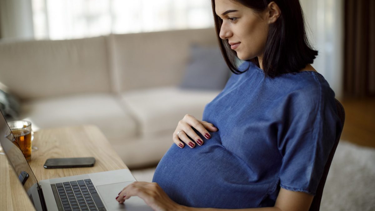 studentesse congedo maternità
