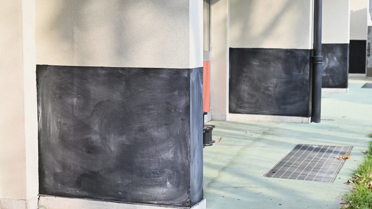 muro lavagna al nido