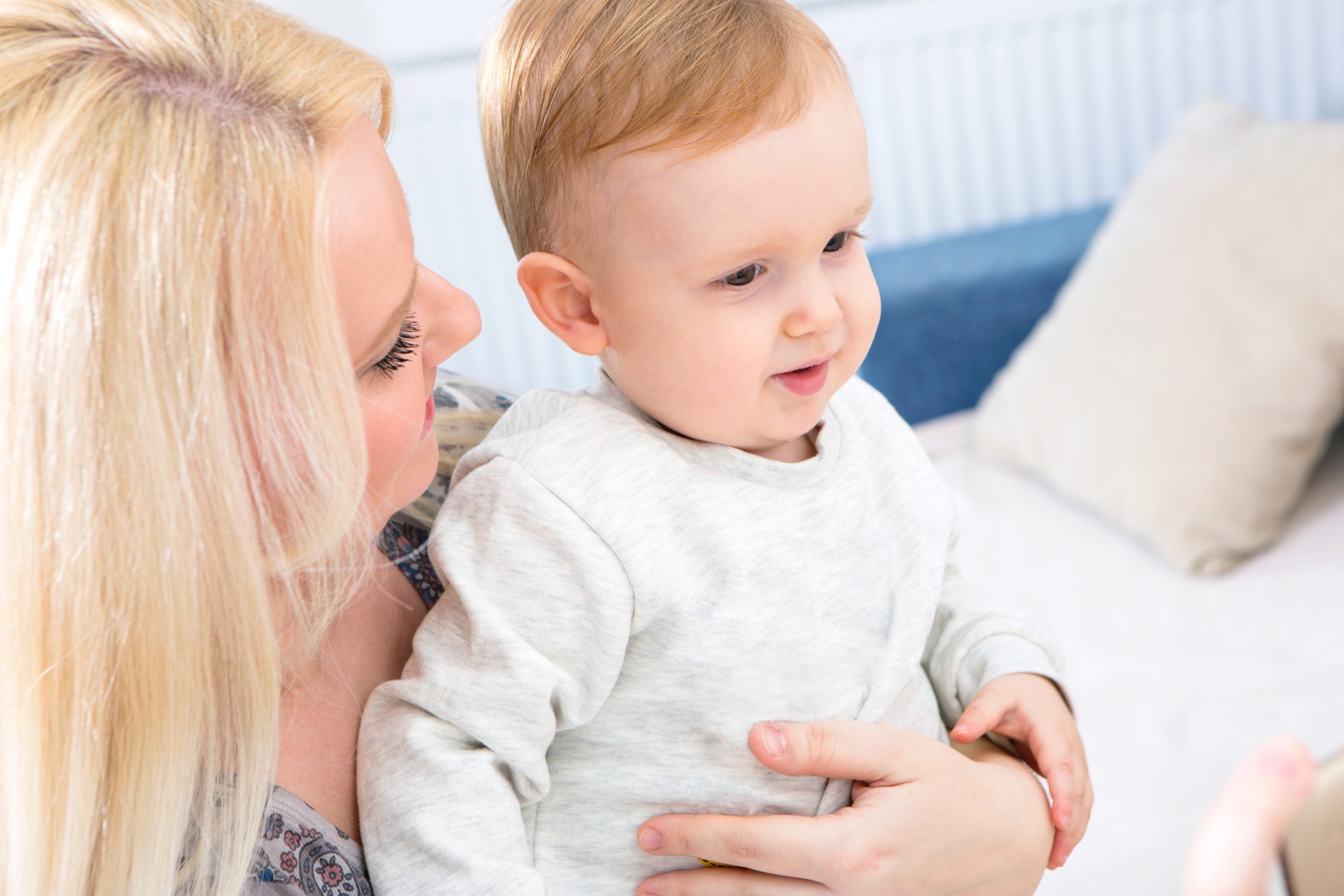 bambino non risponde al suo nome